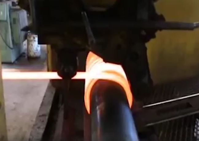 Kako v grobem nastajajo avtomobilske vzmeti
