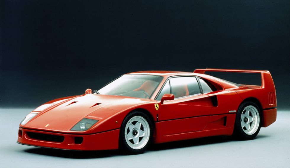Ferrari F40 je star trideset let Ferrari F40 je star trideset let
