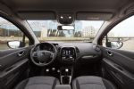 Captur odslej tudi kot Initiale Paris - fotografija 12