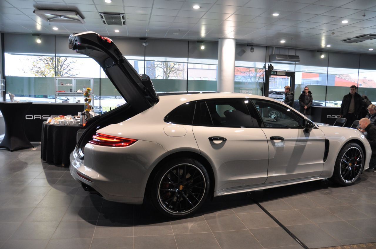 Je Panamera Sport Turismo primerljiva z Audijem RS6 Avant?