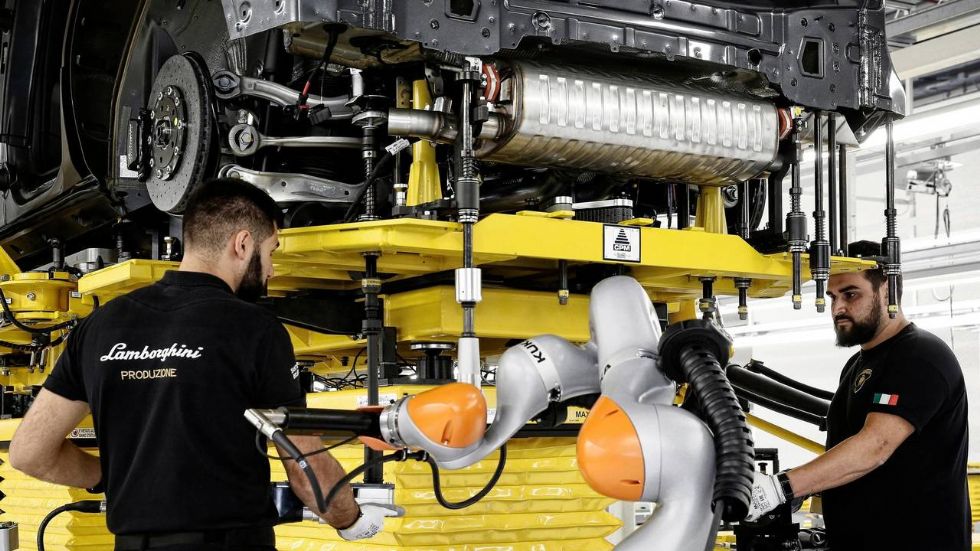 Prenovljena tovarna, kjer že nastaja novi Lamborghini Urus