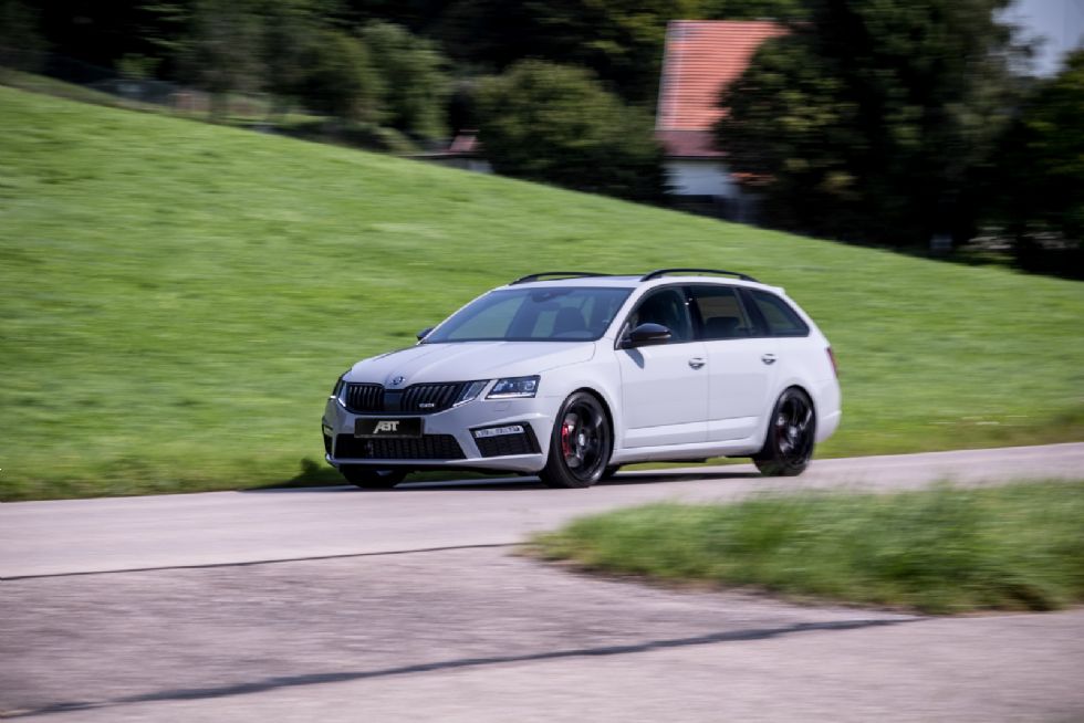 Škoda Octavia RS zdaj s 315 konji