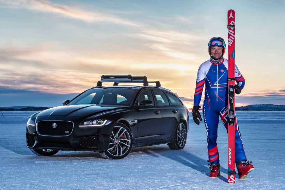 Jaguar XF Sportbrake kot smučarska vlečna služba