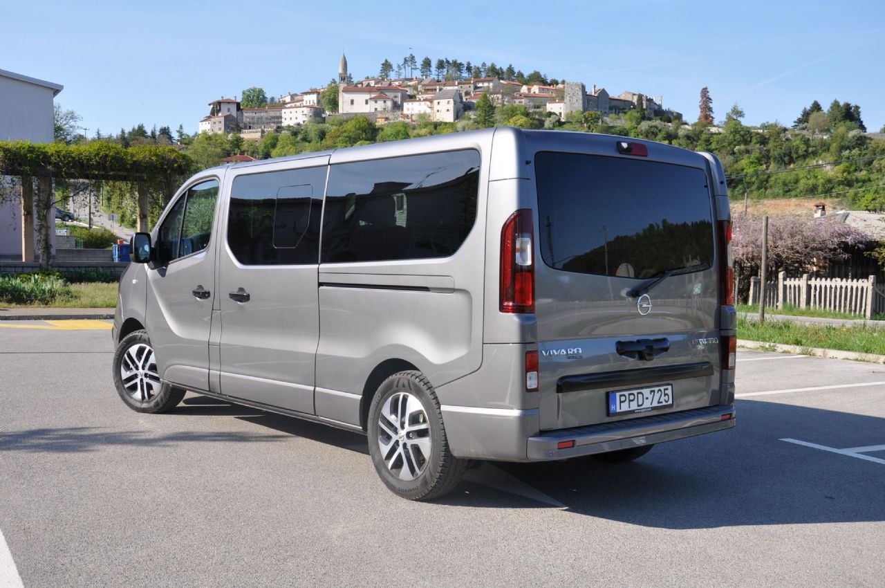 Vivaro je za poslovne uporabnike lahko dobra naložba