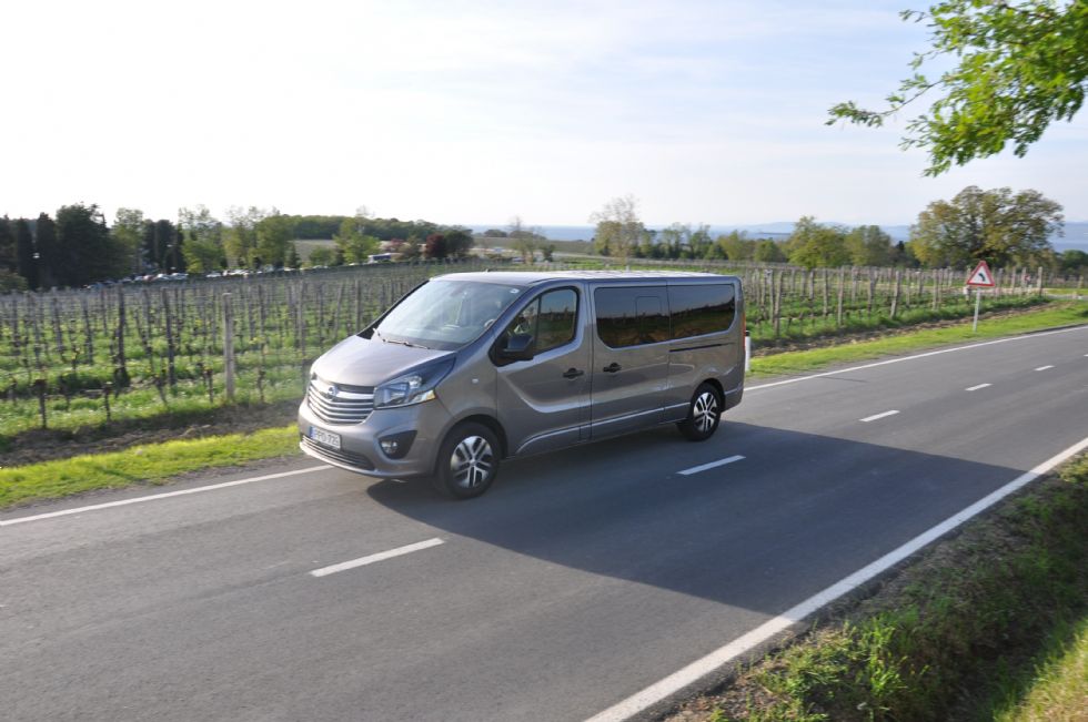 Vivaro je za poslovne uporabnike lahko dobra naložba