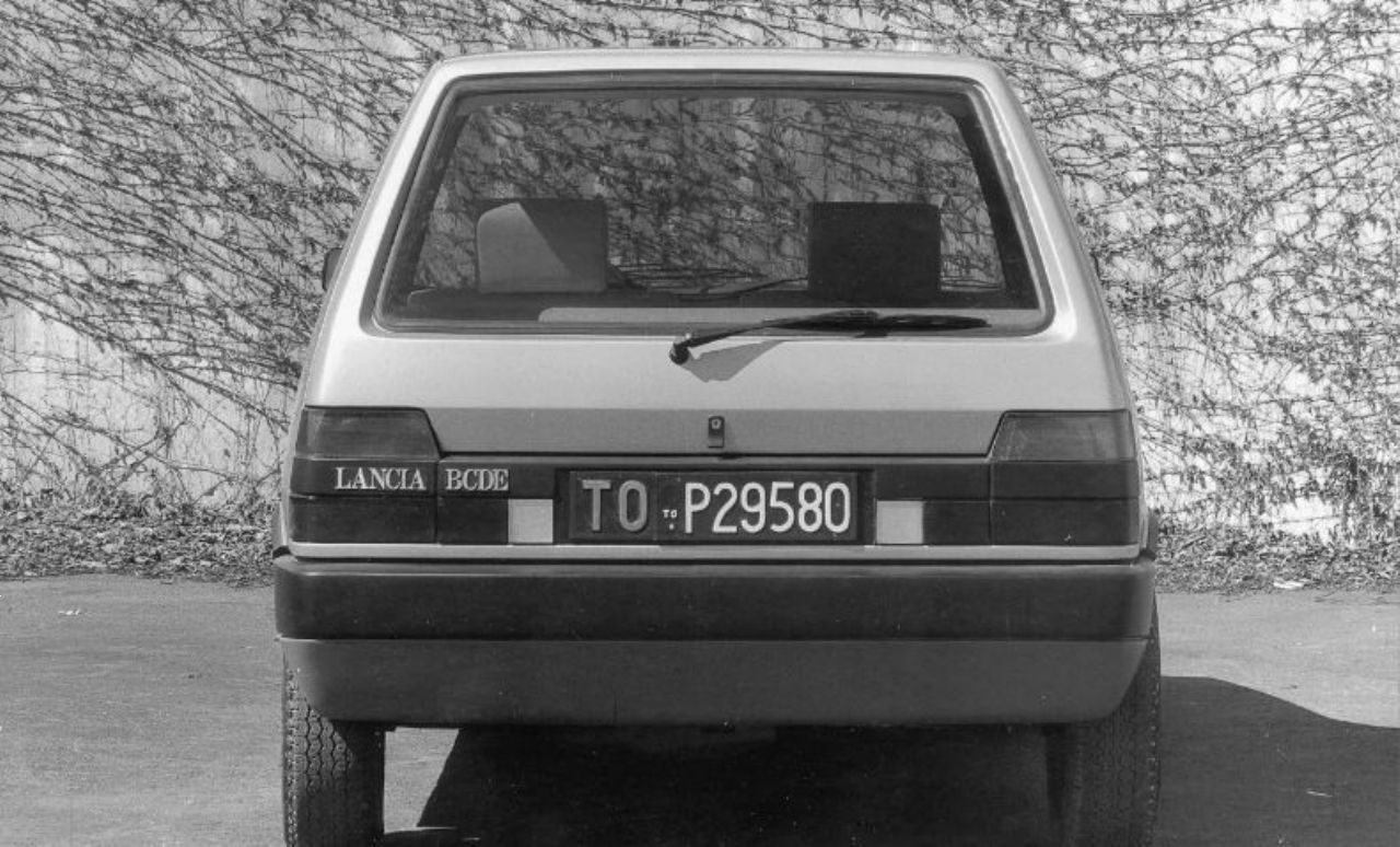 Priljubljen Fiat, ki bi moral biti Lancia