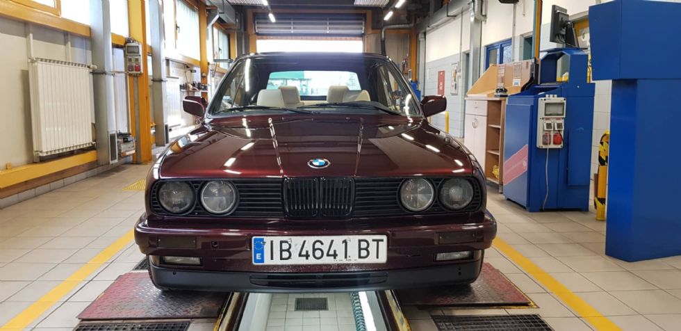 Ameriški BMW čez Slovenijo na Mallorco