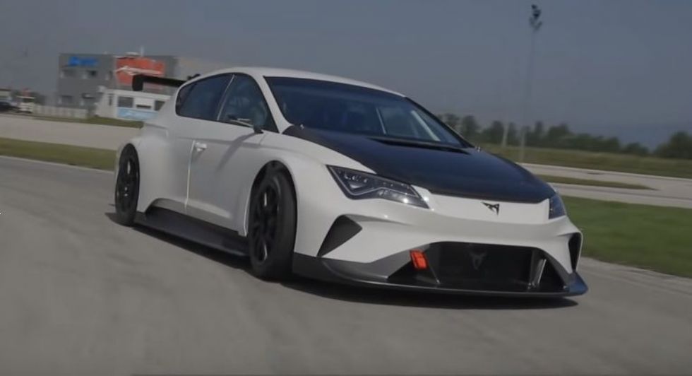 Cupra e-Racer prvič na testiranjih na Hrvaškem
