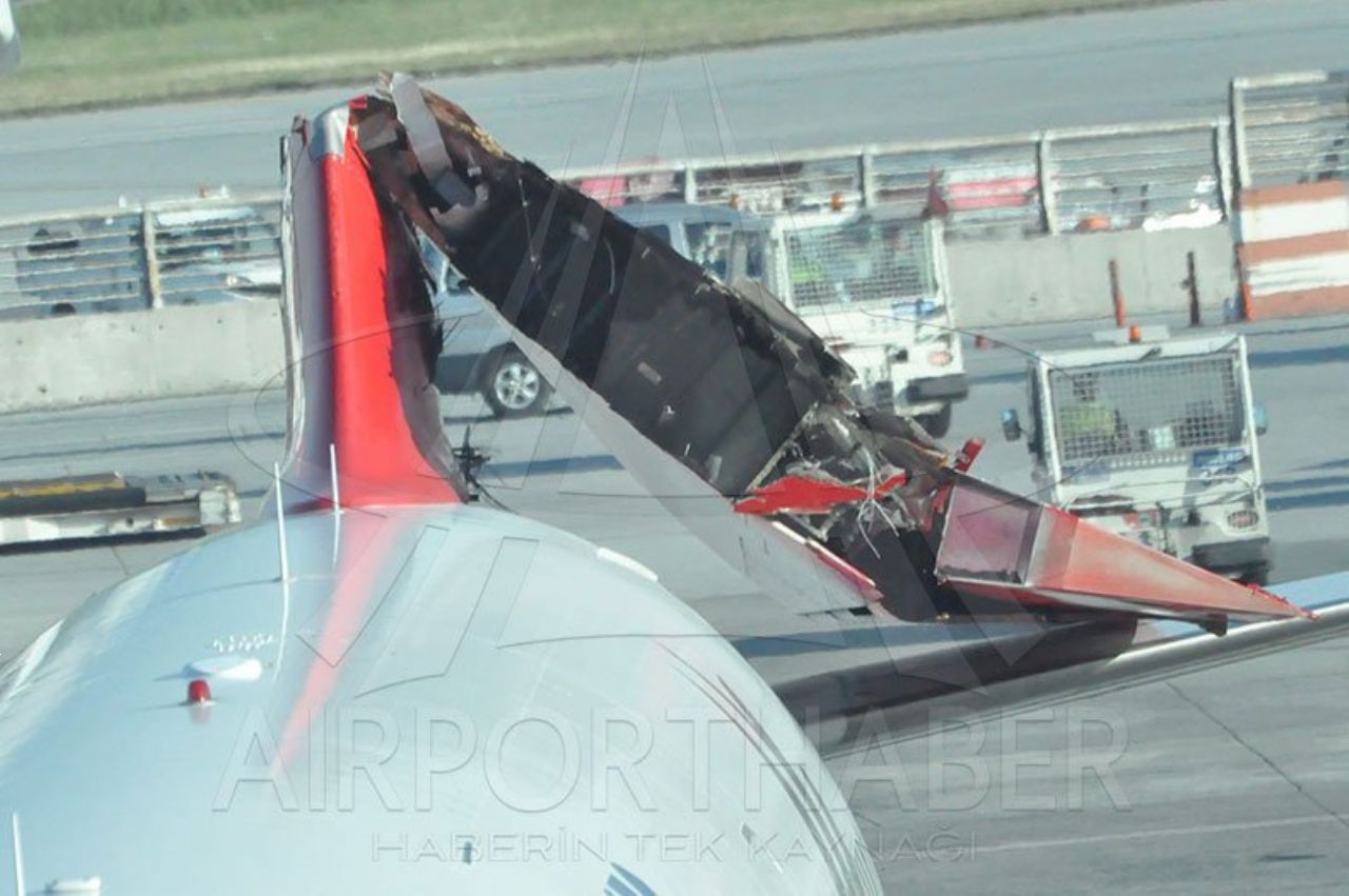 S krilom odtrgal rep Airbusu A321