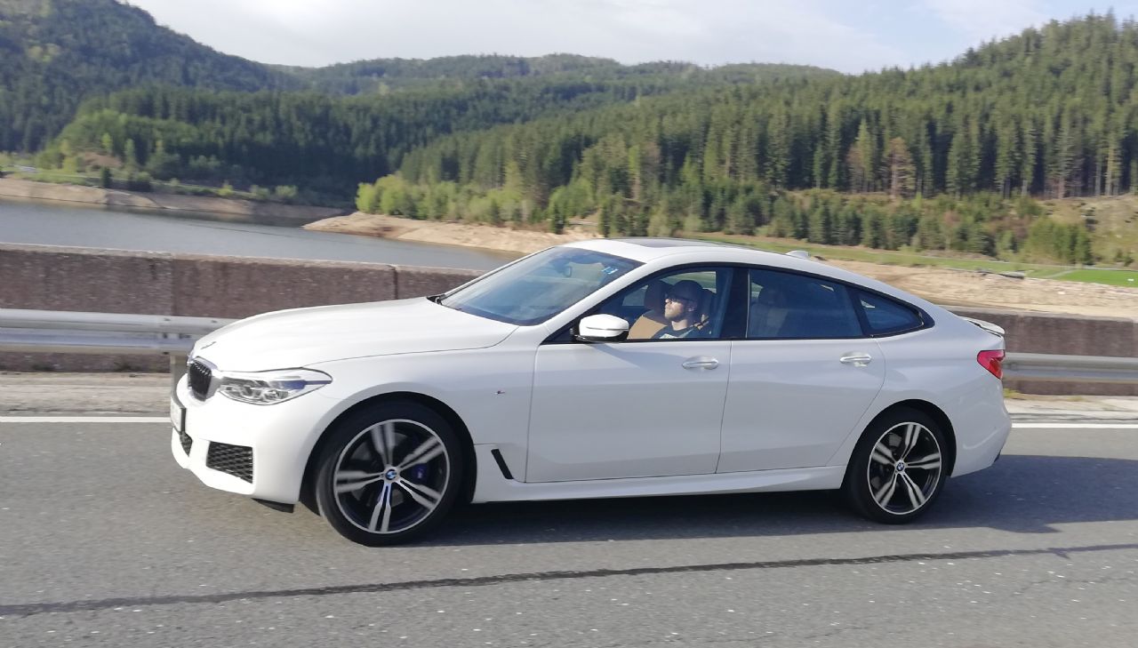 Popolna BMW-jeva kreacija