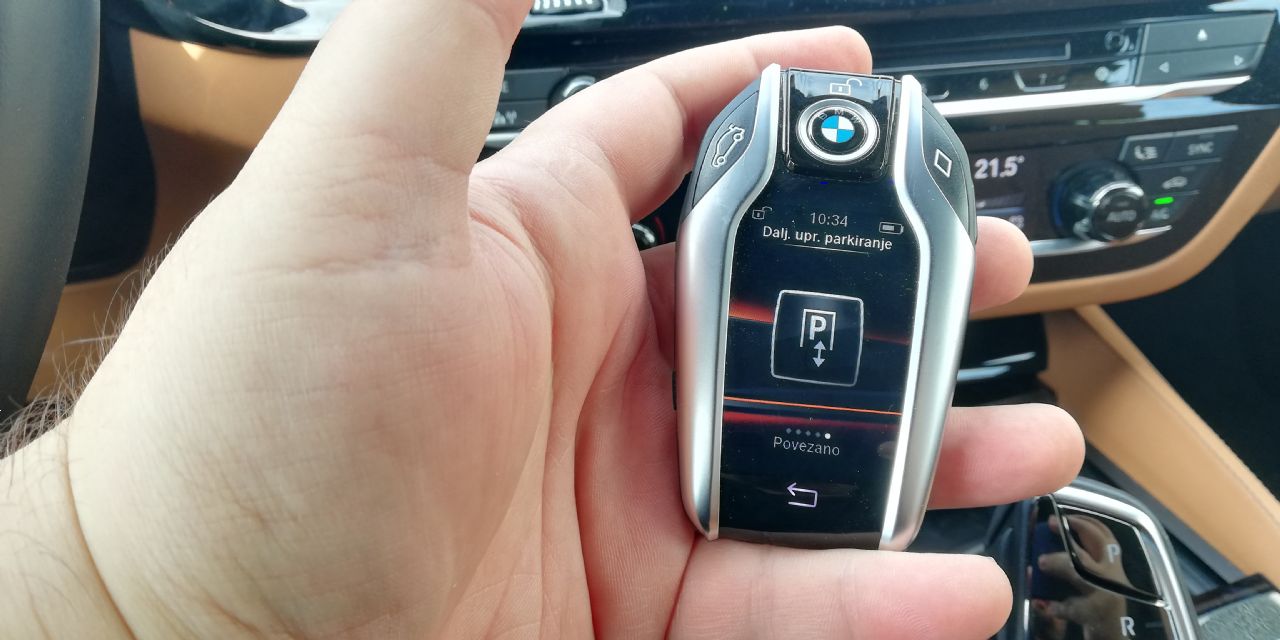 Popolna BMW-jeva kreacija
