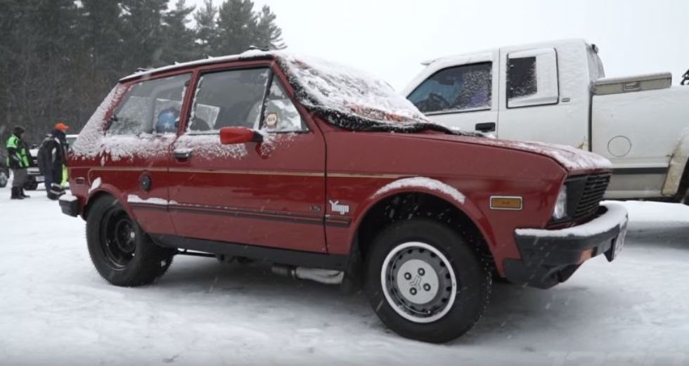 Yugo s Chevroletovim V8 motorjem