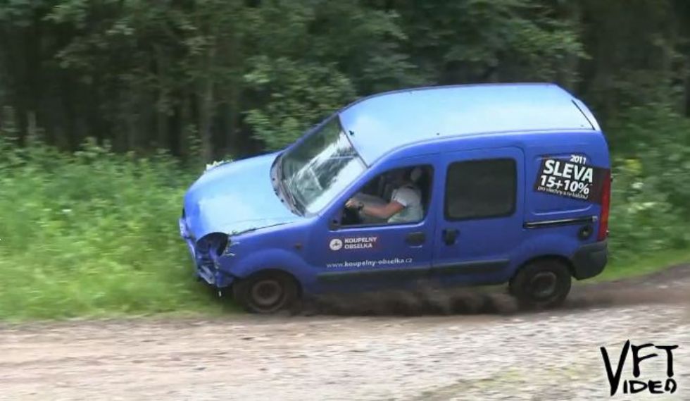 Ko se Renault Kango prelevi v WRC dirkalnik