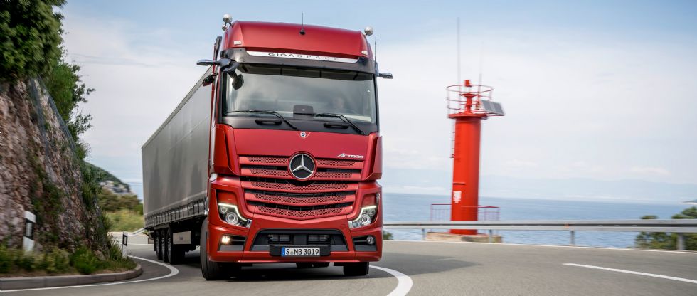 Novi Actros bo delno avtonomen