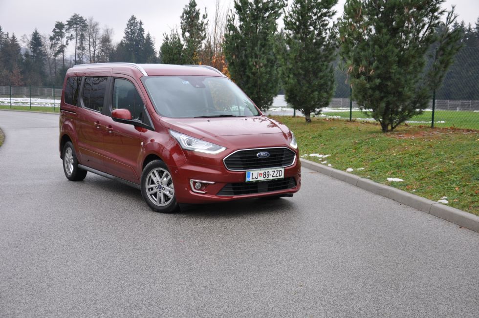 S svežo podobo in tehnologijami v lov za nove kupce
