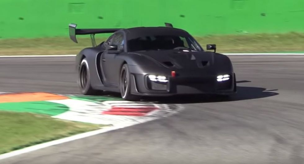 Kako zveni 700 tisoč evrov vreden dirkaški Porsche 935 