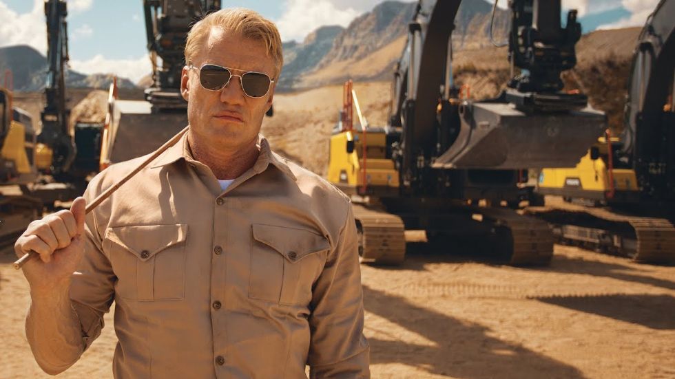 Dolph Lundgren trenira bagre