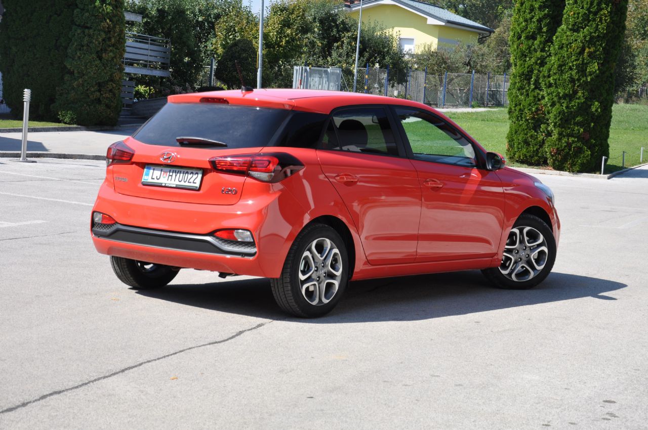 Prenova prinesla 7-stopenjsko avtomatiko in zmogljivejši turbo motor