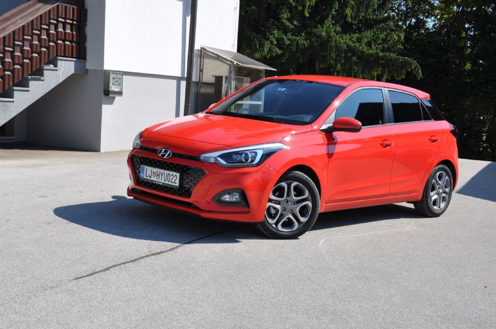 Prenova prinesla 7-stopenjsko avtomatiko in zmogljivejši turbo motor