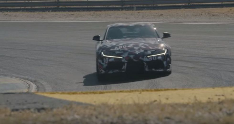 Toyota Supra dviguje temperaturo pred prvo uradno premiero