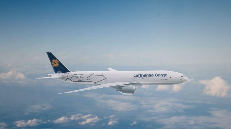 BMW in Lufthansa na tri kontinente v nekaj dneh