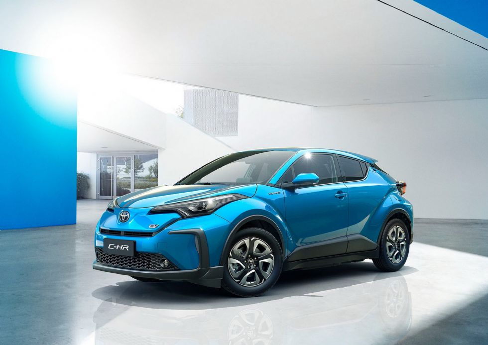 To je Toyotin prvi popolnoma električni avto To je Toyotin prvi popolnoma električni avto