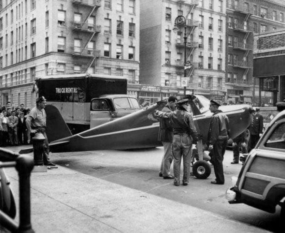 Z letalom pristal sredi New Yorka – dvakrat!