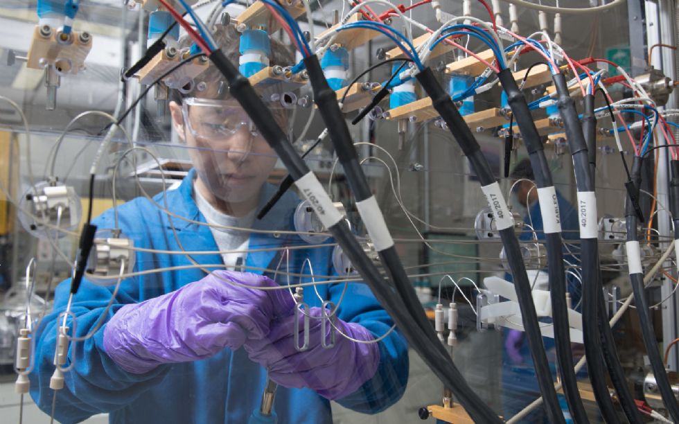 IBM z baterijo brez kobalta
