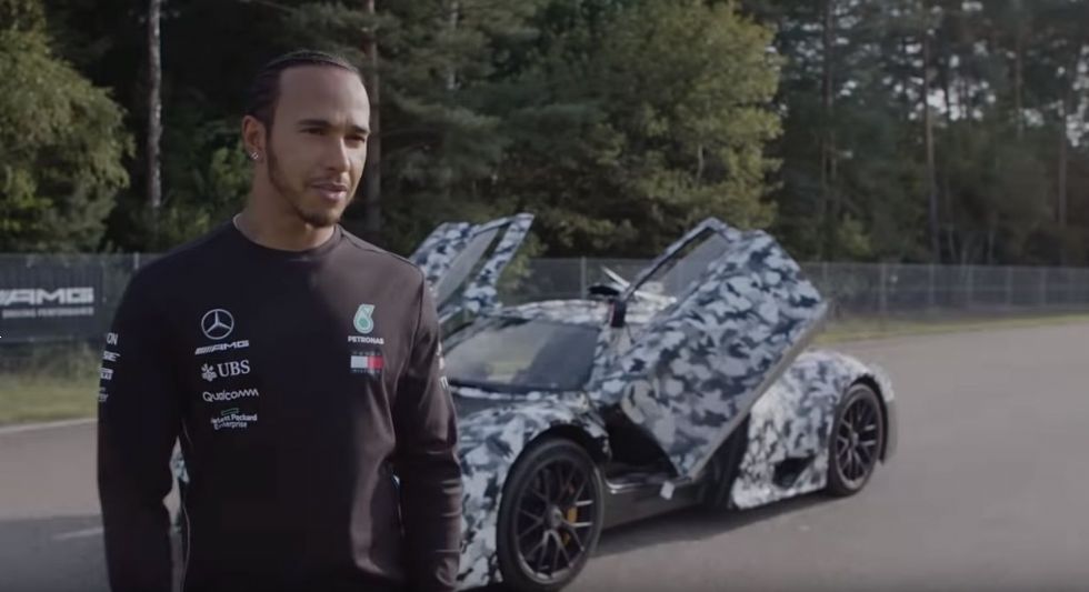 Hamilton preskusil najhitrejšega serijskega Mercedesa