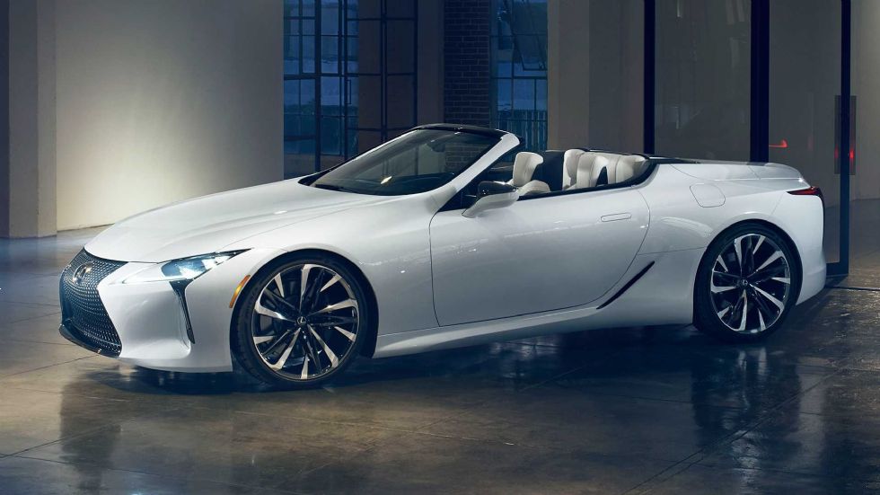 Lexus kot LC, a brez strehe Lexus kot LC, a brez strehe