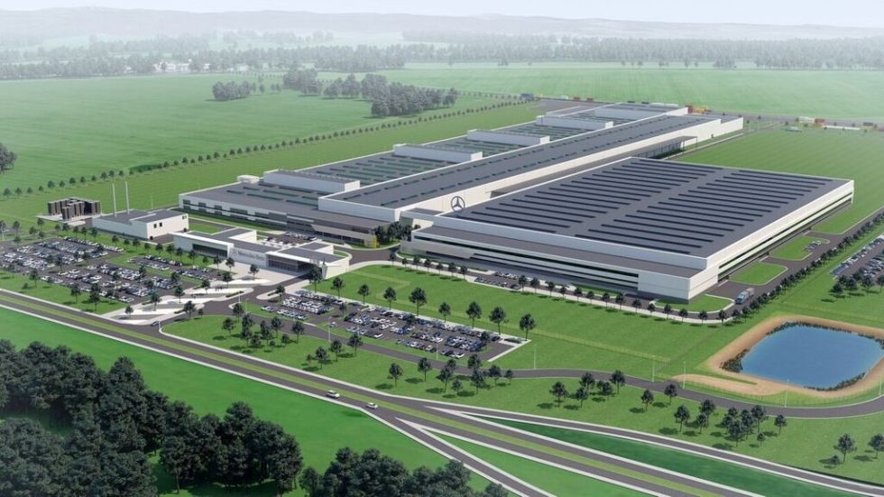 Mercedes bo baterije izdeloval na Poljskem