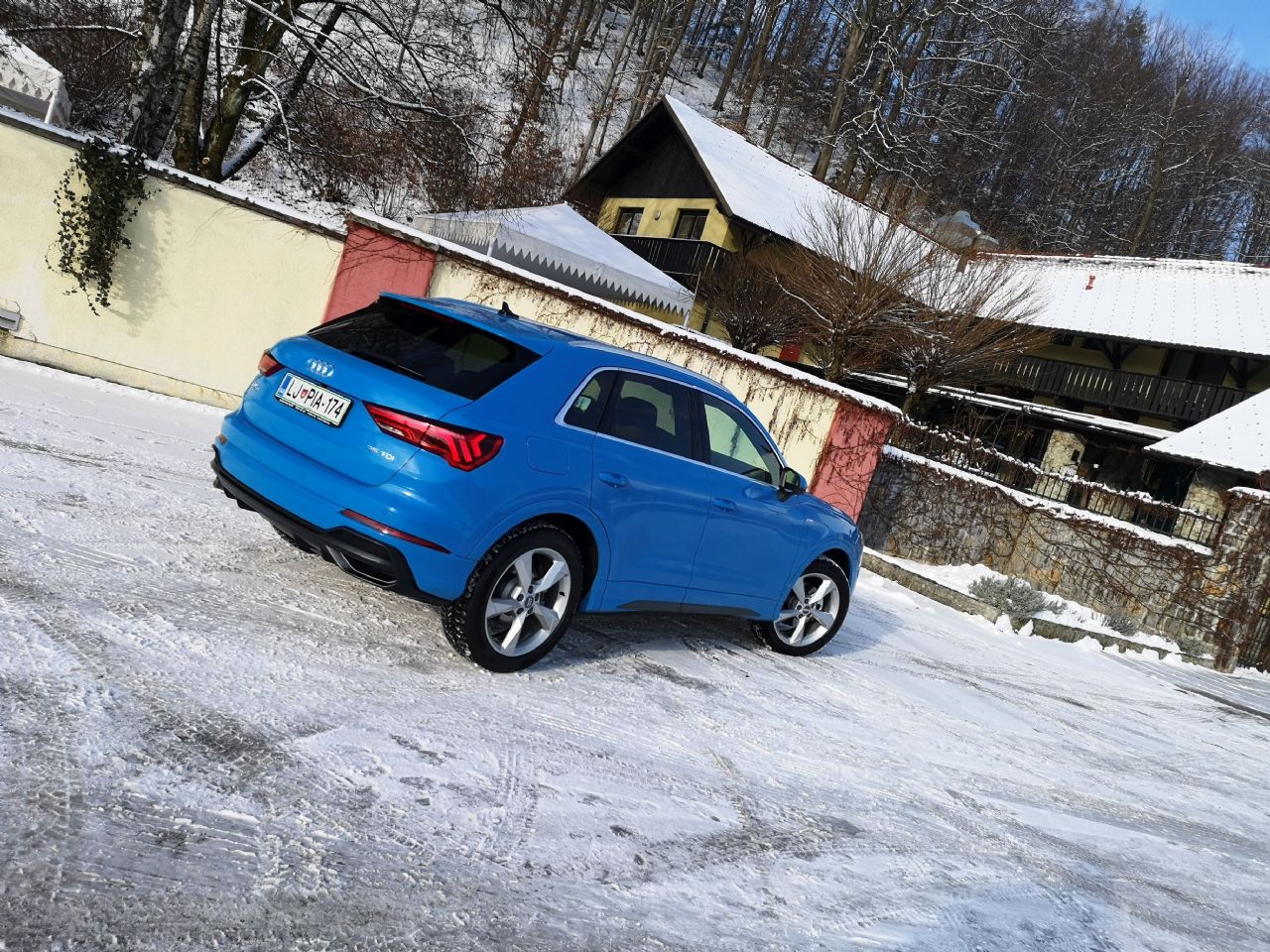 Q3 v drugi izdaji iz madžarske tovarne