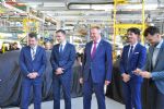 V Revozu serijska proizvodnja Clia, prva vožnja pripadla premierju Šarcu - fotografija 3