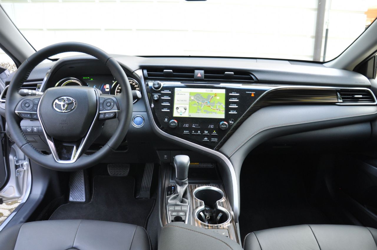 Camry po dolgem zatišju previdno vstopa na slovenski trg