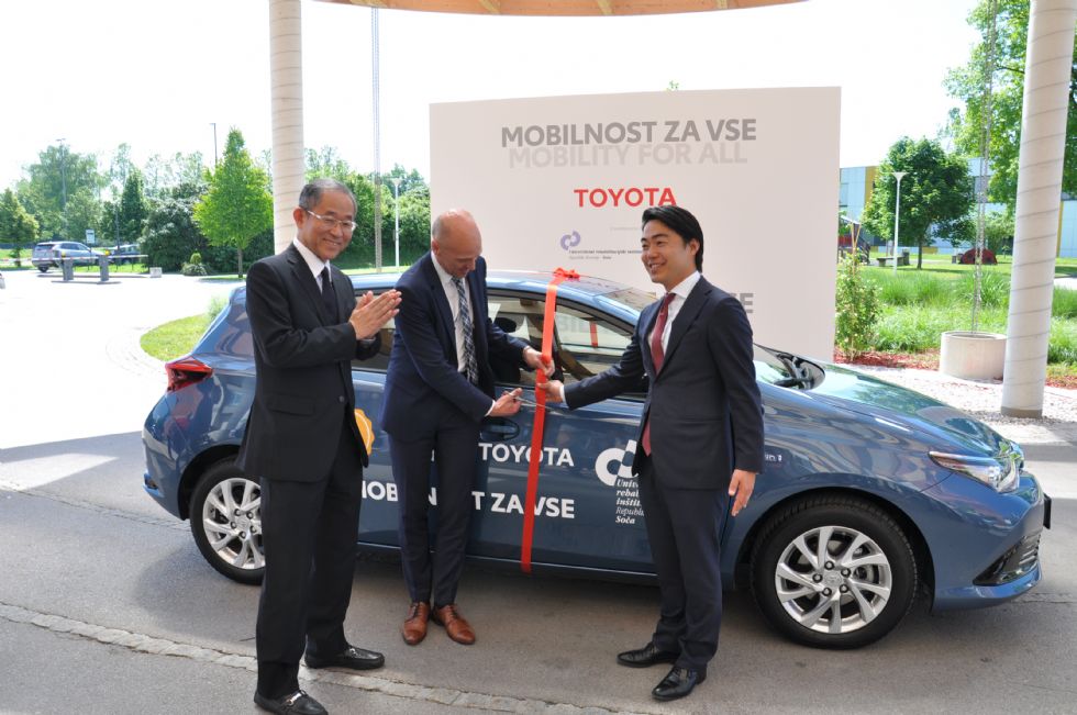 Kako bodo slovenski zdravniki na URI Soča sodelovali s Toyoto