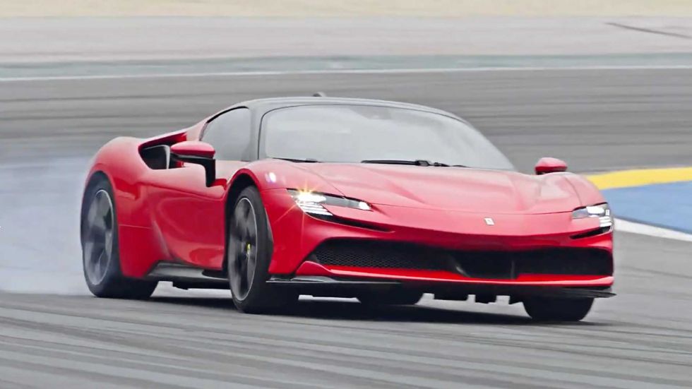 Najzmogljivejši cestni Ferrari vseh časov