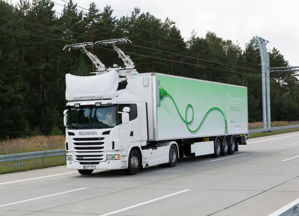 Danes začenja delovati eHighway za tovornjake