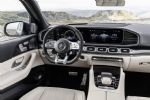 SUV, ki je vrgel rokavico v BMW X5 M - fotografija 6