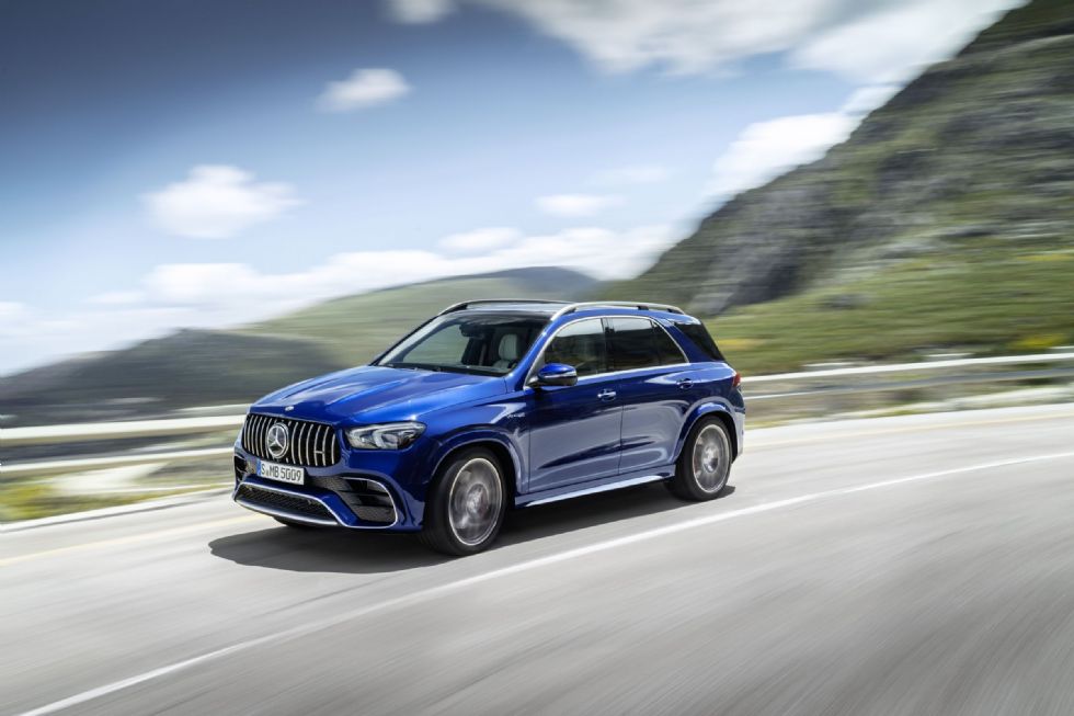 SUV, ki je vrgel rokavico v BMW X5 M