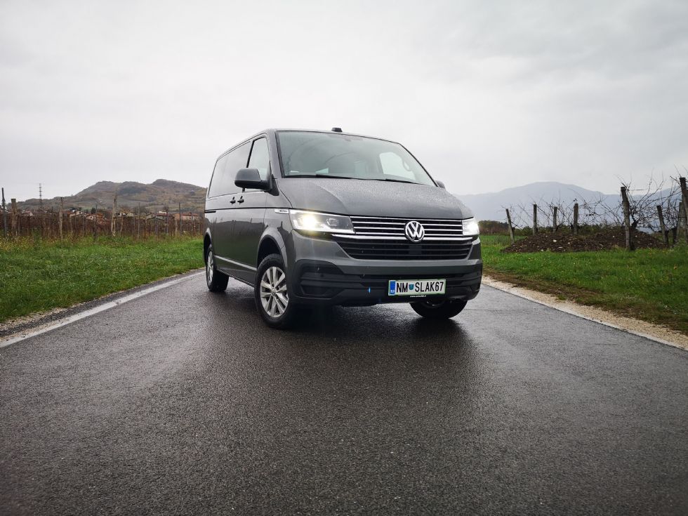 Nič več bencinskih motorjev, prodaja še vedno blesti