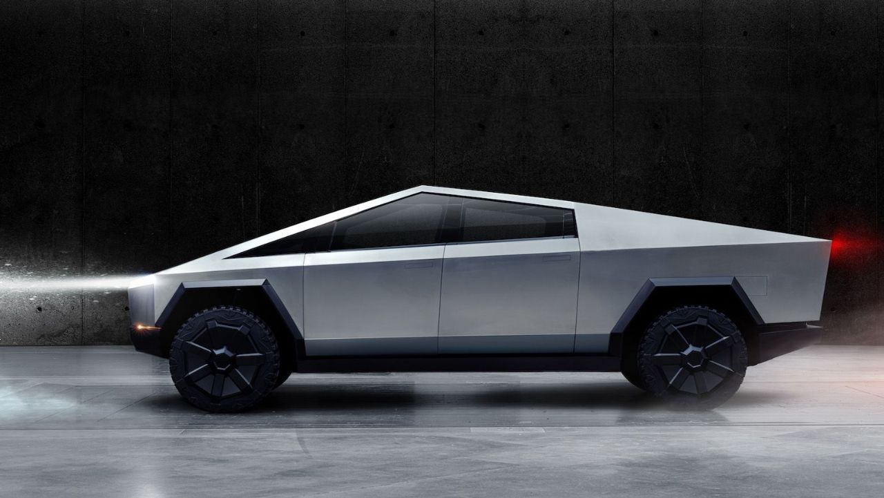 Teslin pickup je futuristični tsunami Teslin pickup je futuristični tsunami