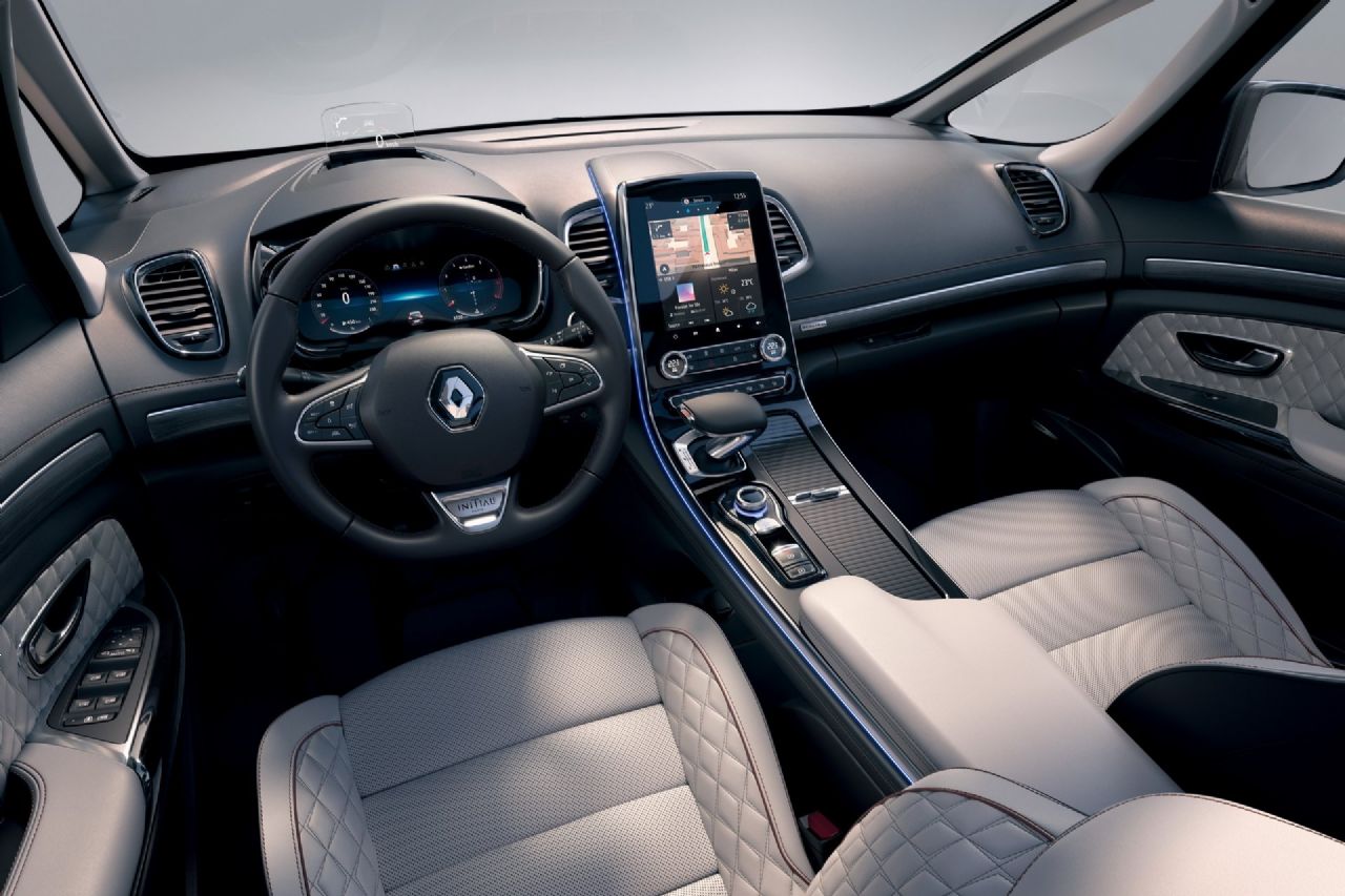 Veliki Renault ostaja trdno zasidran v ponudbi