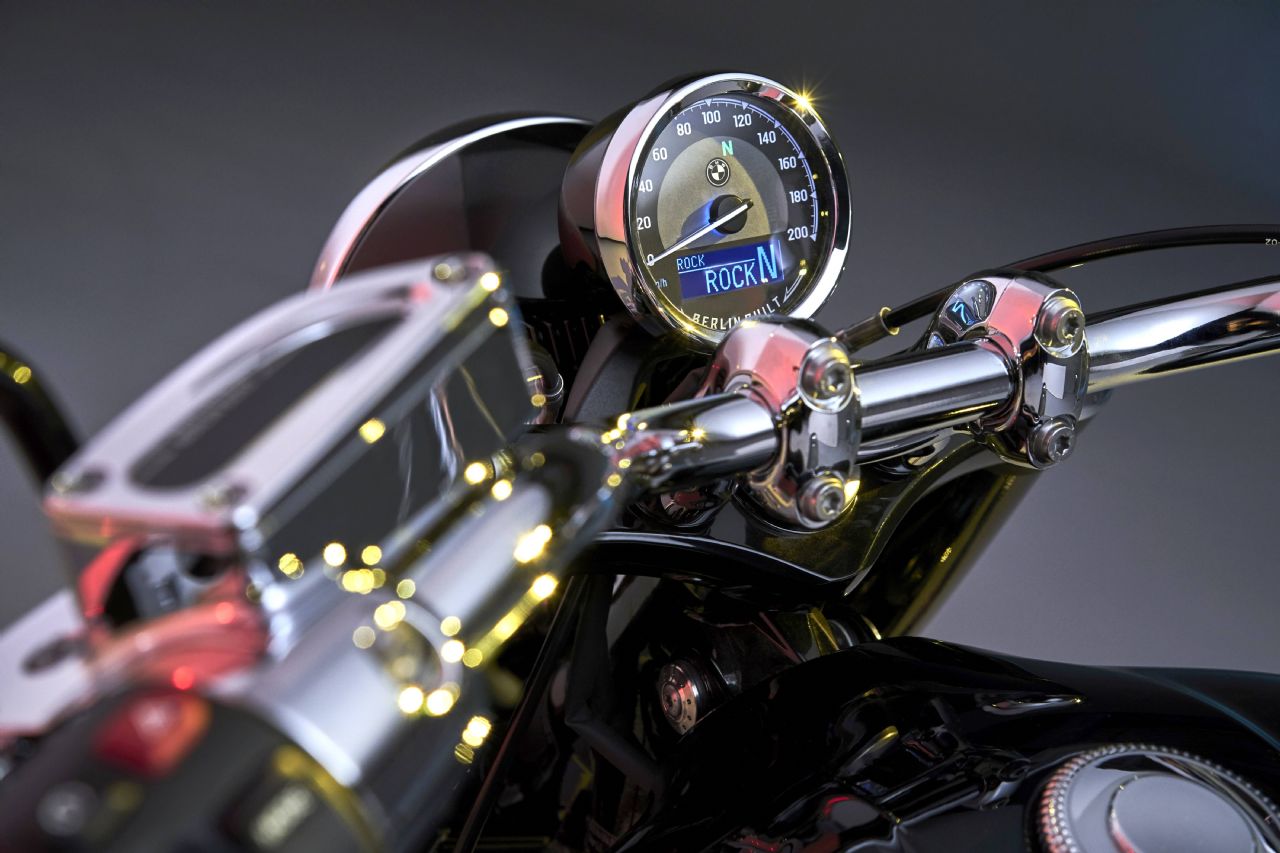 Kruzerski BMW R18 za nov krog kupcev