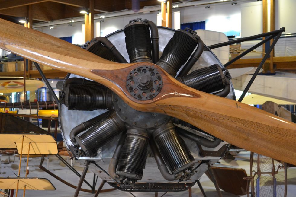 Rotacijski motor je poganjal 1. svetovno vojno