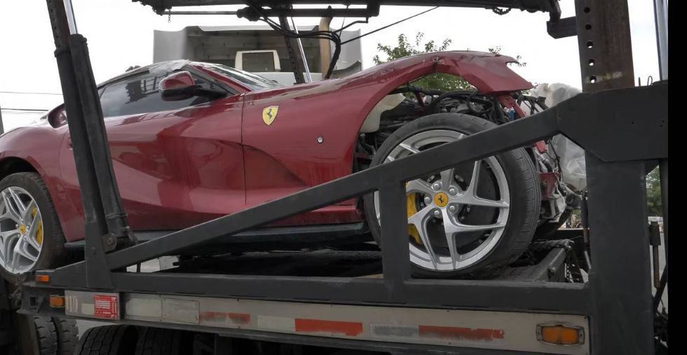 Razbit Ferrari 812 Superfast je dobil novo življenje