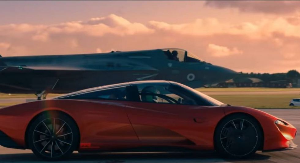 McLaren Speedtail proti vojaškemu lovcu F35