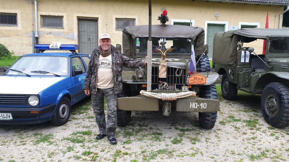 Z vojaškimi starodobniki okoli Slovenije po rekord