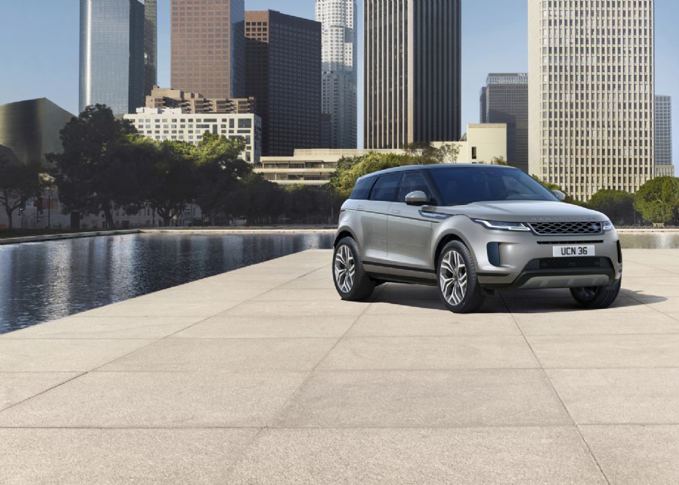 Land Rover predstavlja nadgradnjo modelov Evoque in Discovery Sport Land Rover predstavlja nadgradnjo modelov Evoque in Discovery Sport