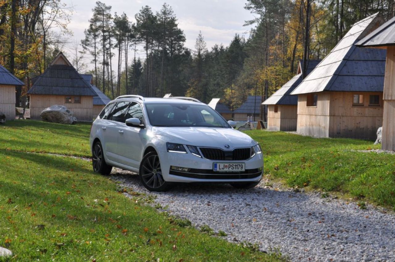 Najbolje Clio, med znamkami suveren nastop Volkswagna