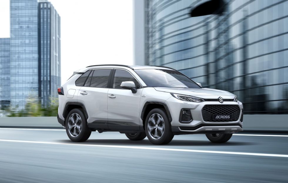 Novi Suzukijev terenec je v osnovi Toyota Novi Suzukijev terenec je v osnovi Toyota